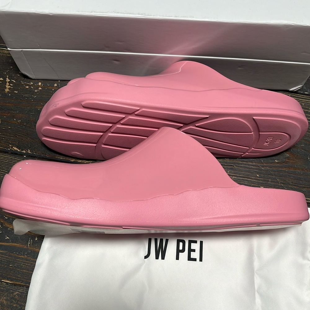 Pink Sculpted Toe Mule Clog - Women - Picture 3 of 6